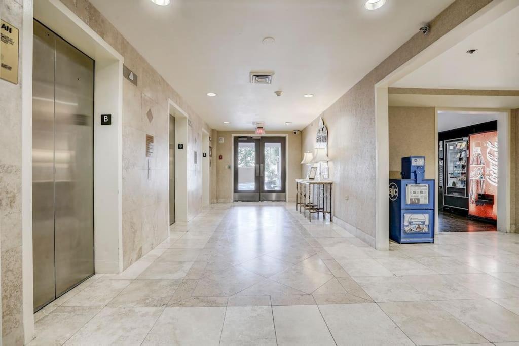 Stayatl Downtown High Rise Holiday home